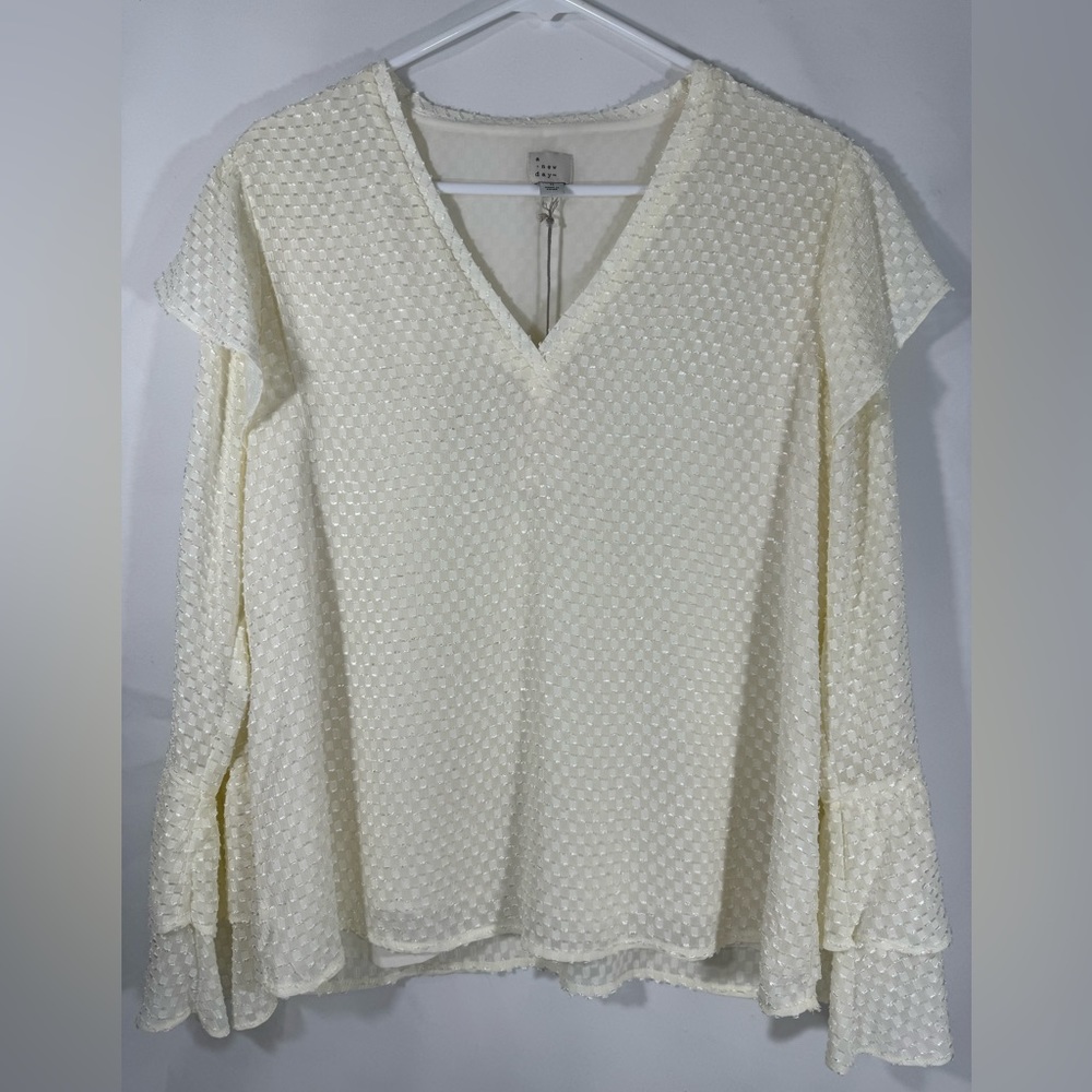 NWT A New Day cream blouse